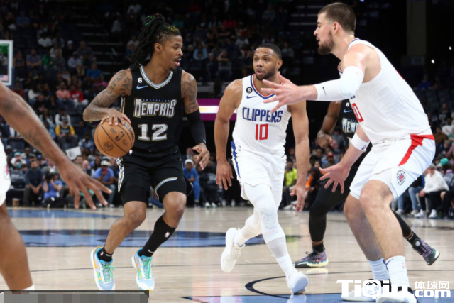 快船虎头蛇尾不敌灰熊