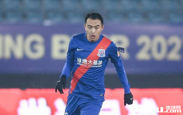 前国脚冯潇霆谈冯巩大战