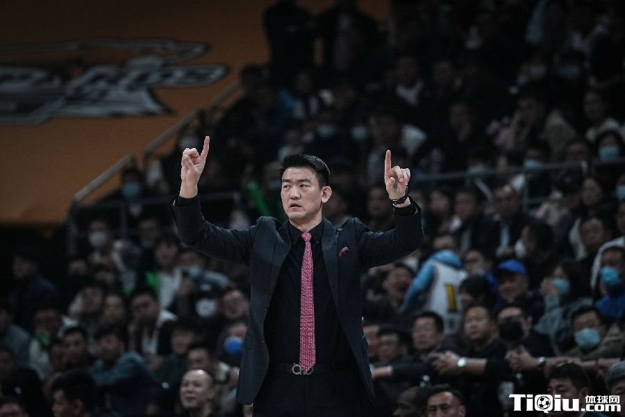 用尽办法限制胡金秋和孙铭徽