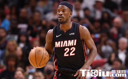 雄鹿126-128取胜热火