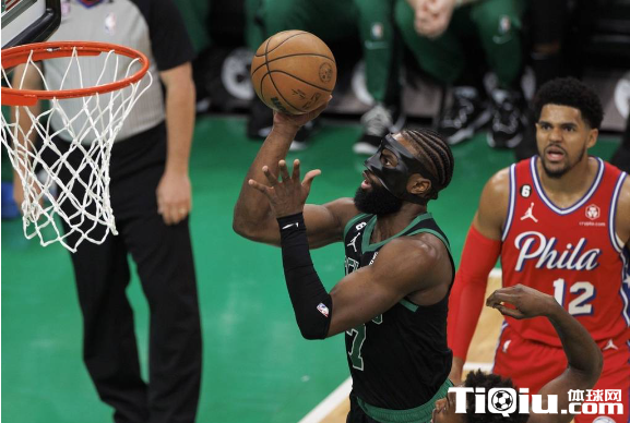 塔图姆与布朗合力砍下62分