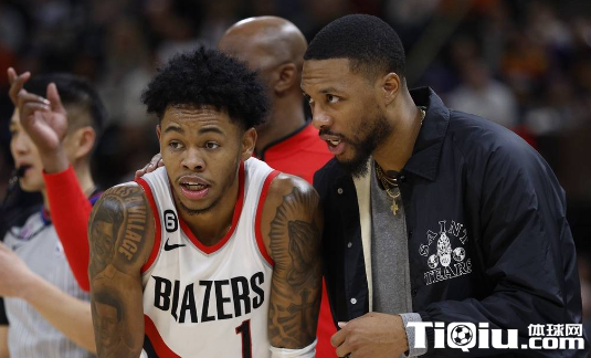 曝开拓者有意精英小前锋