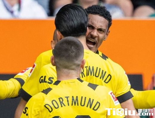 多特蒙德重返德甲榜首