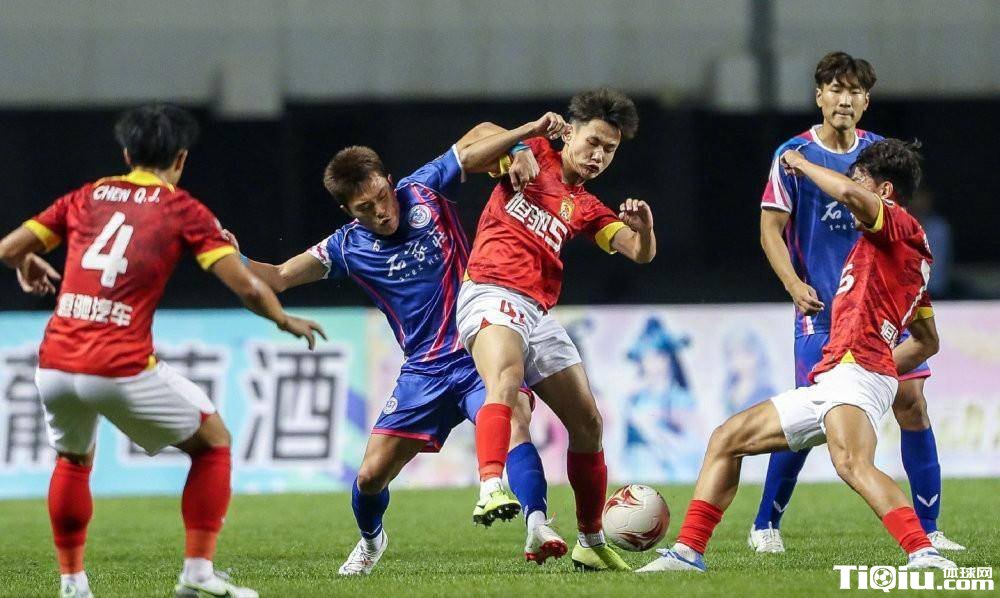 青岛海牛有保级压力