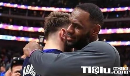 詹姆斯谈东契奇