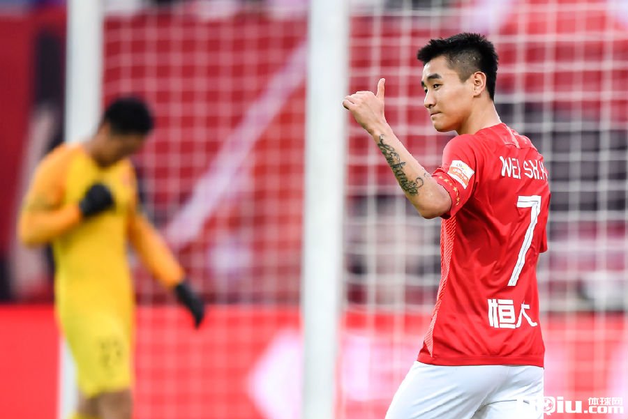 韦世豪或因伤无缘国足集训