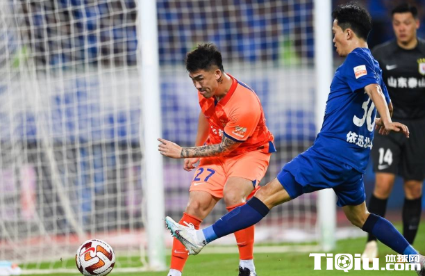 武汉三镇1-1战平山东泰山