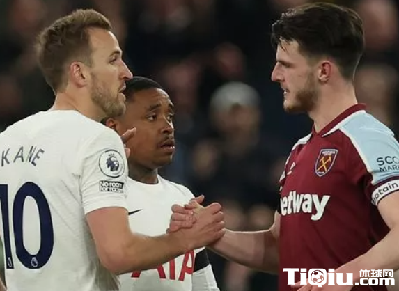 曼联求购凯恩赖斯受阻