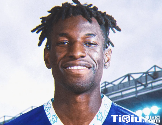 切尔西即将签下杰克逊