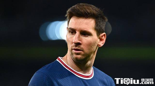 梅西踢球让人目不转睛