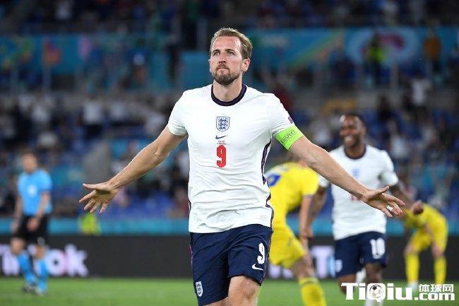 大巴黎花2亿买B席+凯恩