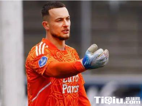 曼联有意引进拜洛