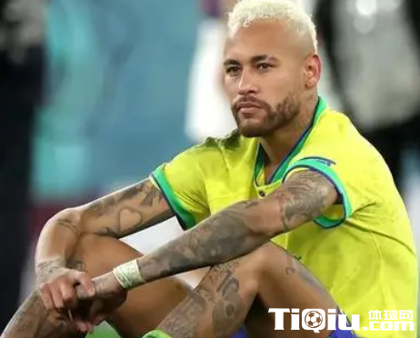 内马尔说生儿子就叫梅西