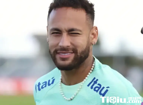 内马尔说生儿子就叫梅西