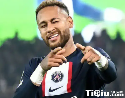 内马尔说生儿子就叫梅西