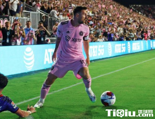 梅西任意球绝杀