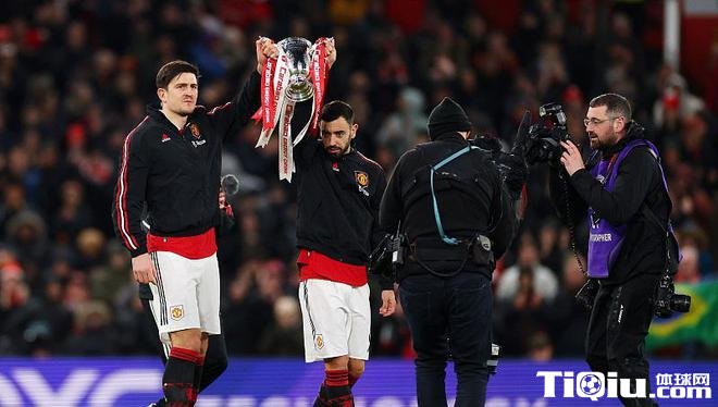 为何曼联在转会中一直吃亏