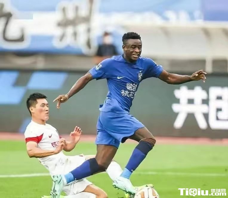 三镇为什么重招马尔康