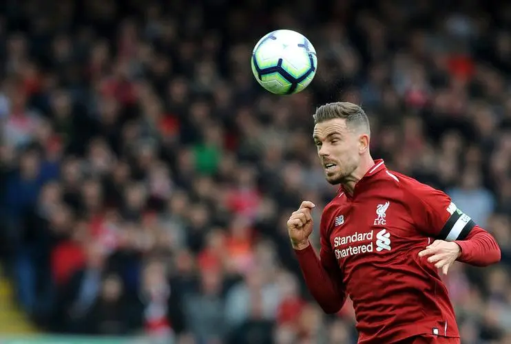 为何亨德森被批评