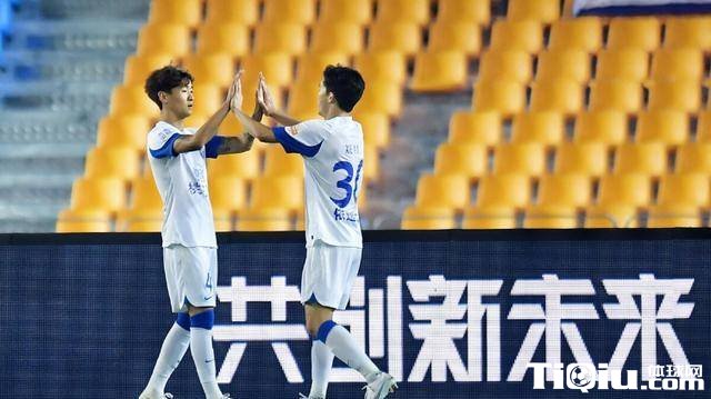 武汉三镇再添两名强援