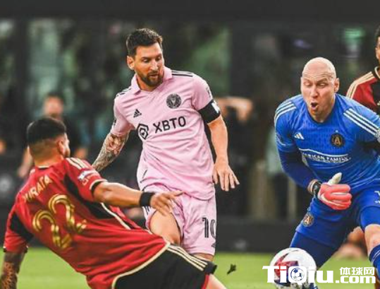 梅西攻破100支俱乐部球队