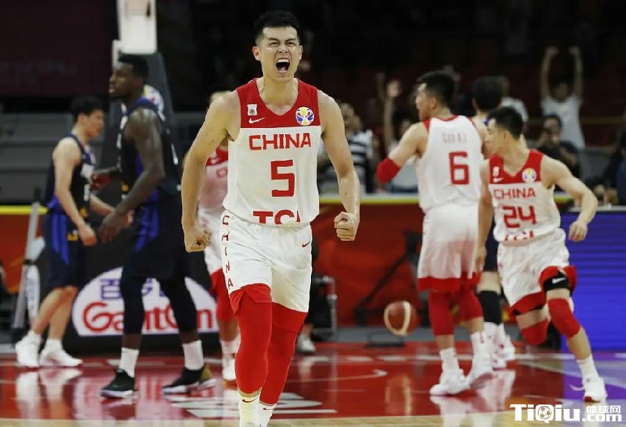 中国男篮确实打爆了埃及的内线