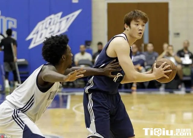 丁彦雨航已经连续试训了四川与同曦队