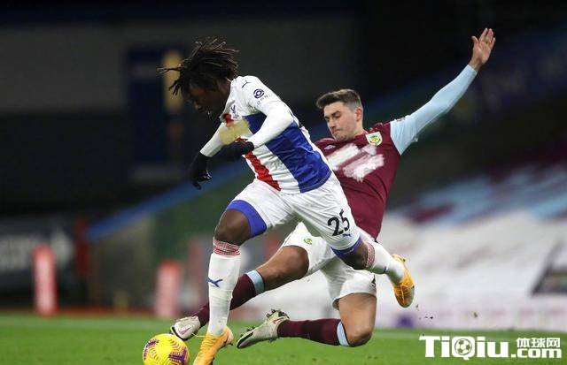 水晶宫与瓜伊塔有什么矛盾