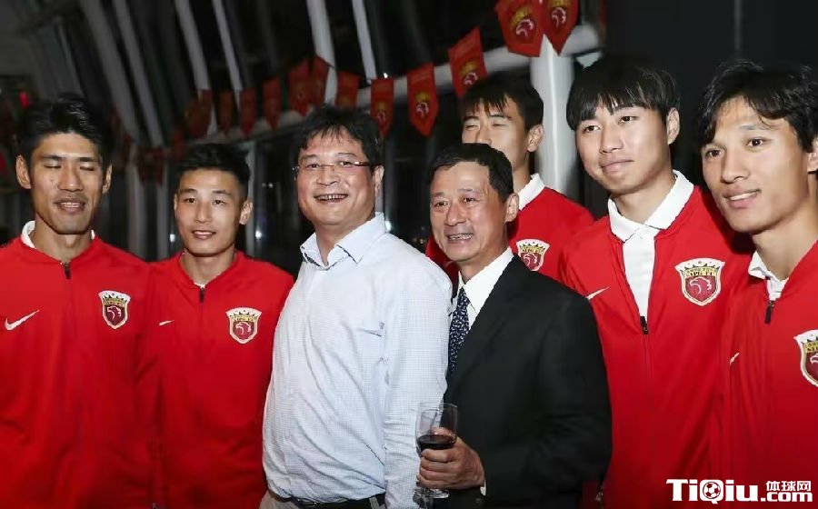 上港为什么花了120亿