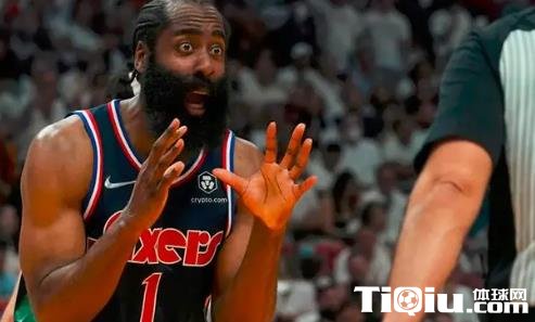 哈登被骗细节内幕曝光 莫雷骗他执行球员选项