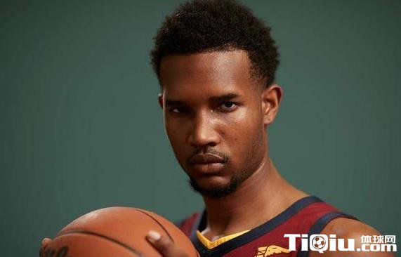 克里夫兰骑士队再次夺冠