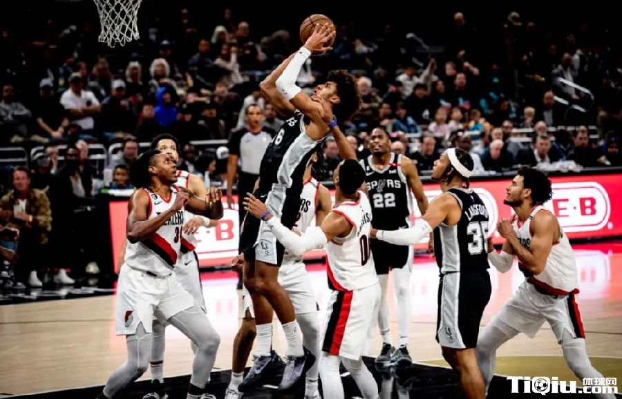 马刺为何选巴洛