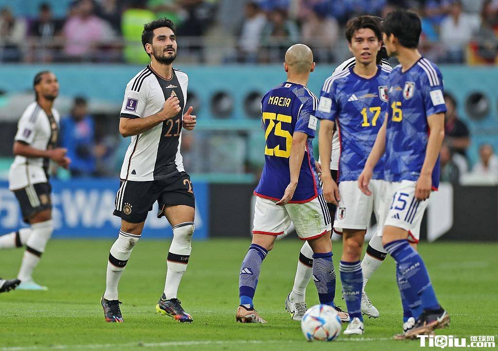 热身惨败后德国队需反思