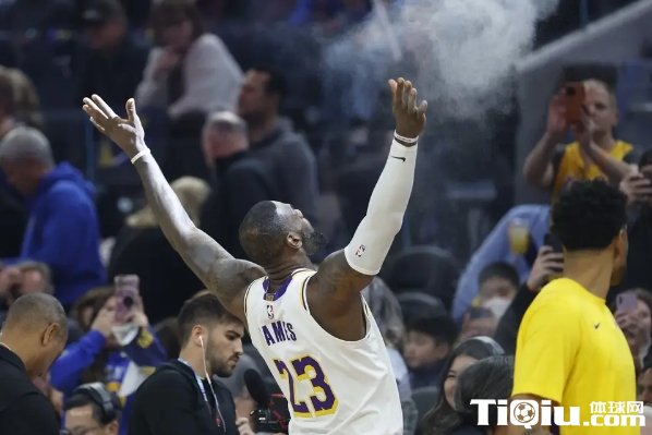 湖人或交易詹姆斯