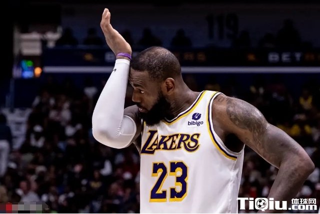 詹姆斯刷新得分历史纪录