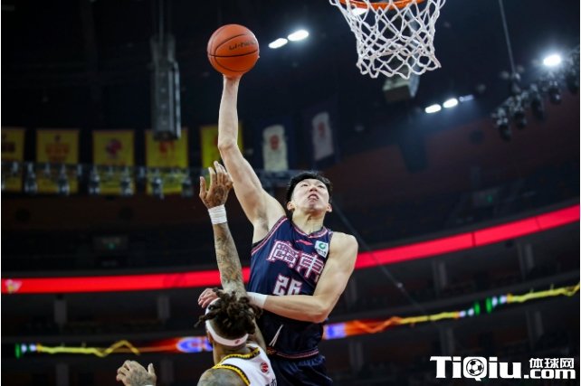 广东战胜辽宁夺得赛点