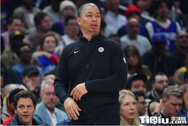 湖人有意挖角泰伦-卢