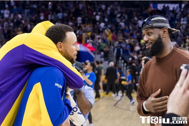 老詹是个轻松幽默的人