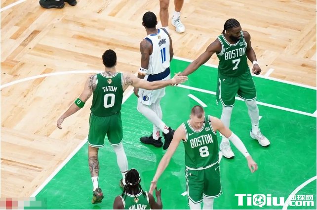 杰伦-布朗夺总决赛MVP