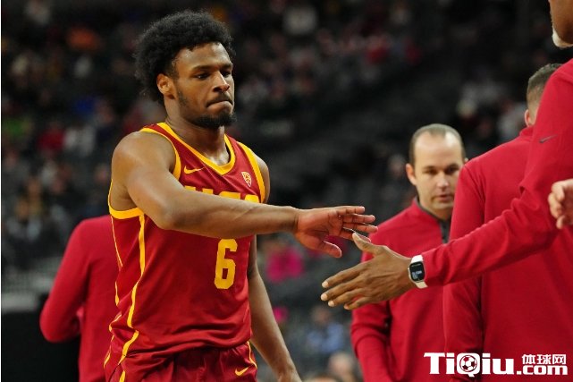 追梦格林高度看好布朗尼