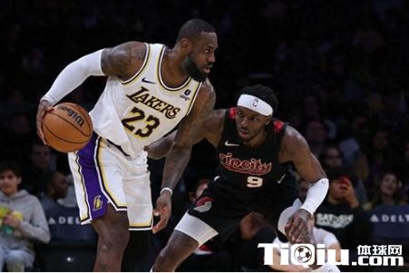 湖人正在追逐格兰特