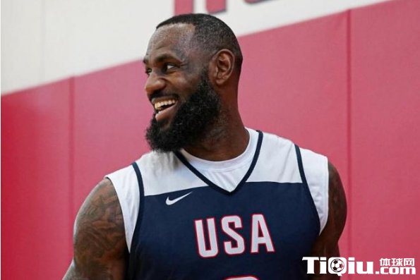 阿门称一直观察詹姆斯助攻