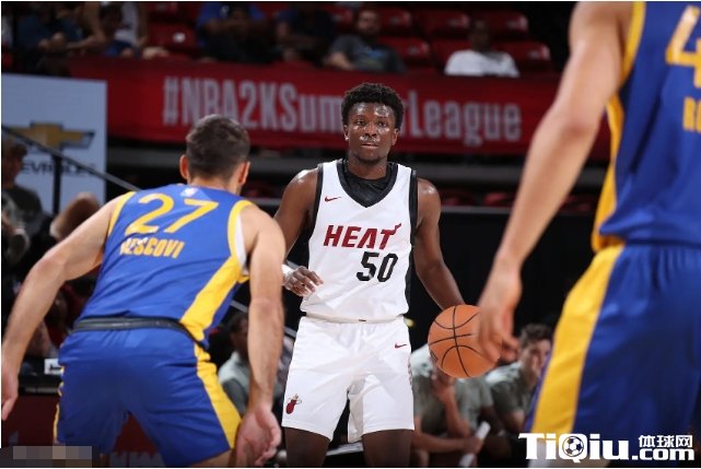 热火击败勇士晋级总决赛