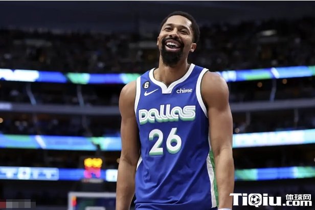 丁威迪1年合同加盟独行侠