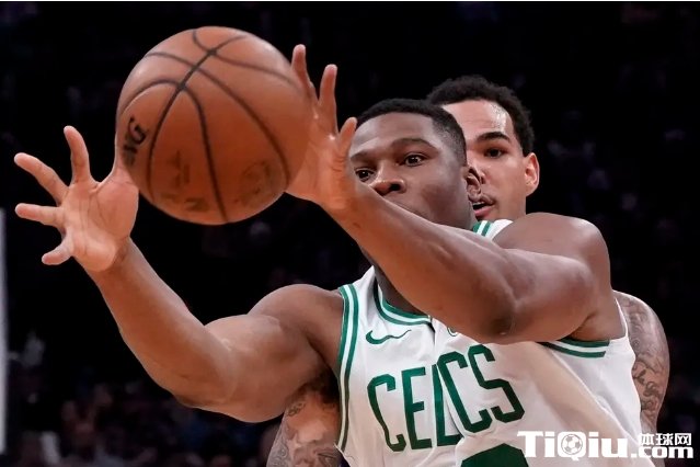 亚布塞莱1年210万加盟76人