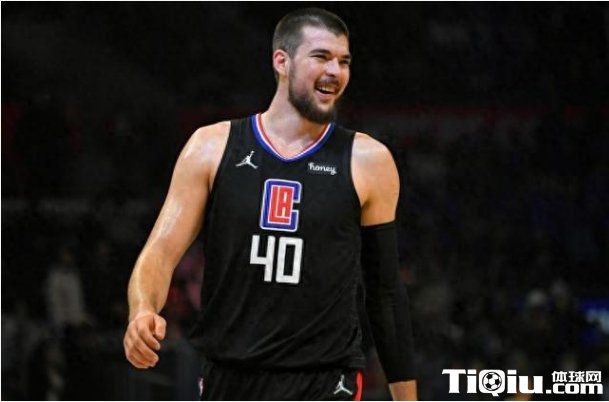 快船GM称祖巴茨是球队基石