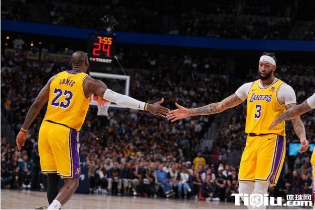 雷帅称将确保詹眉良好状态